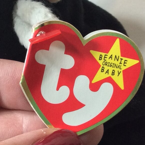 Ty Beanie Baby "Daisy" Black and White Cow Vintage, Retired 1993 - Picture 5 of 9